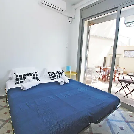 La Casa Del Pi - π * Badalona