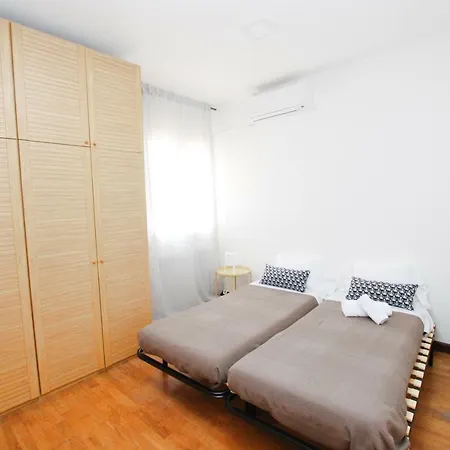 La Casa Del Pi - π Apartamento Badalona