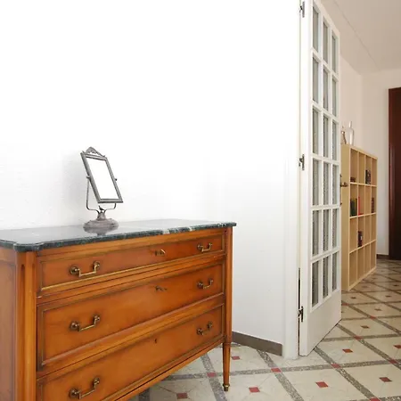 Apartment La Casa Del Pi - La Casa Del Pi - House In The City, Next To Barcelona And *