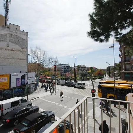 La Casa Del Pi - La Casa Del Pi - House In The City, Next To Barcelona And Apartment